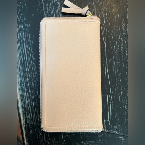 Authentic Tory Burch Thea Center Zip Tote w/ matching Tory Burch wallet. - Picture 10 of 14